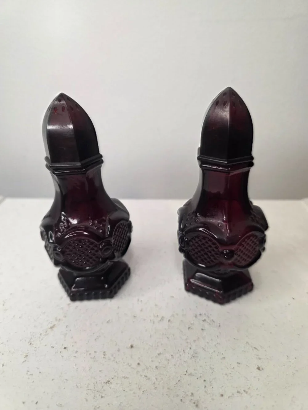 Avon 1.5 Oz Ruby Red Salt Pepper Set Cape Code Collection